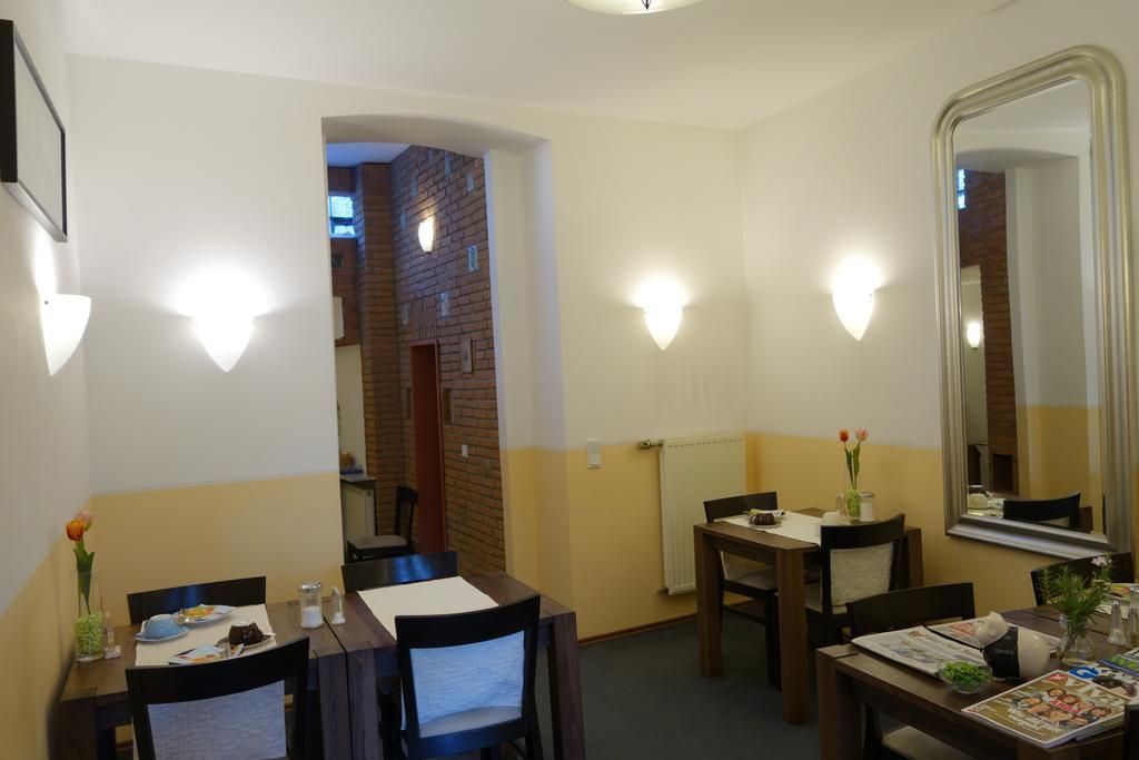 Pension Am Helenenwall Cologne Extérieur photo