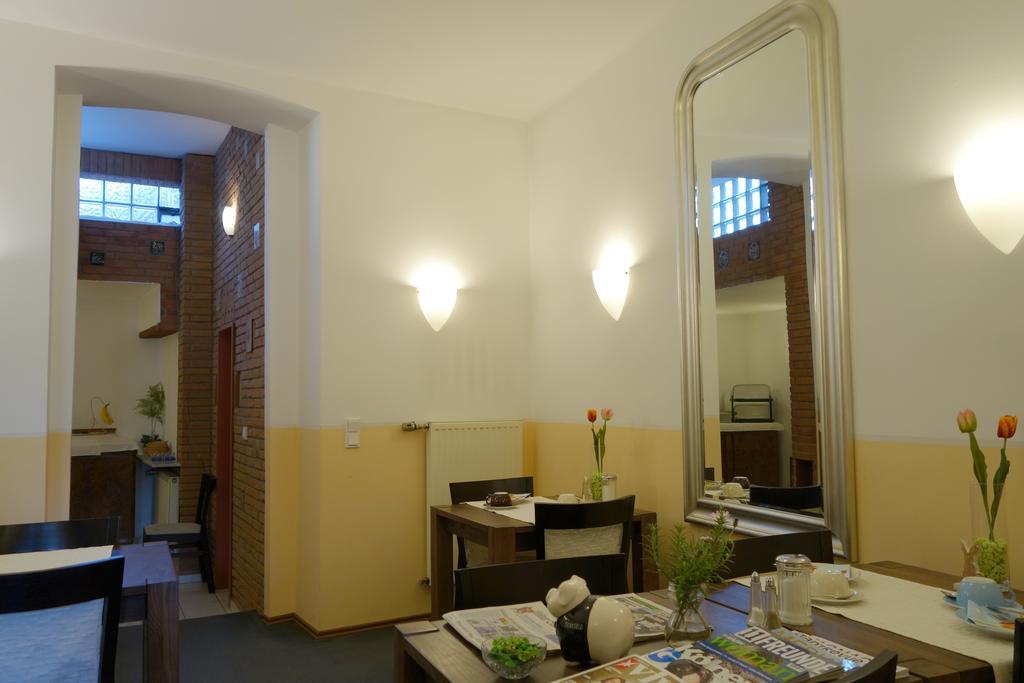Pension Am Helenenwall Cologne Extérieur photo